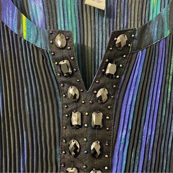 Catherines 4XL Colorful Embellished Abstract Artsy 3/4 Sleeve Crinkle Tunic Top - Picture 3 of 8